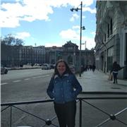 Estudiande de 20 años de sociologia en euskera con disponibilidad para dar clases